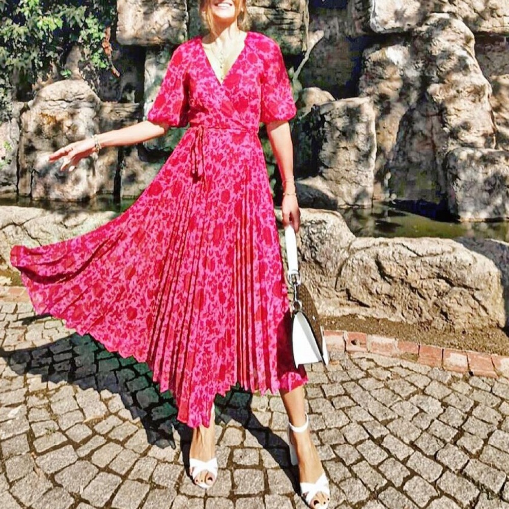 Size S pleated wrap dress